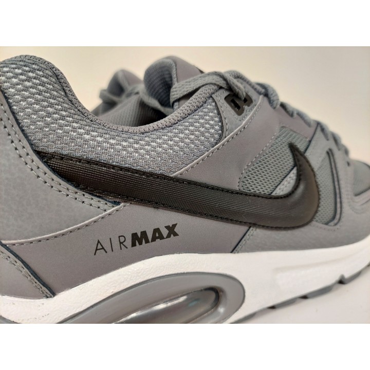 Nike air max command