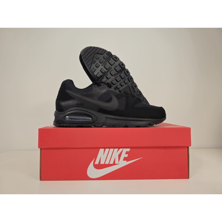 Nike air max command