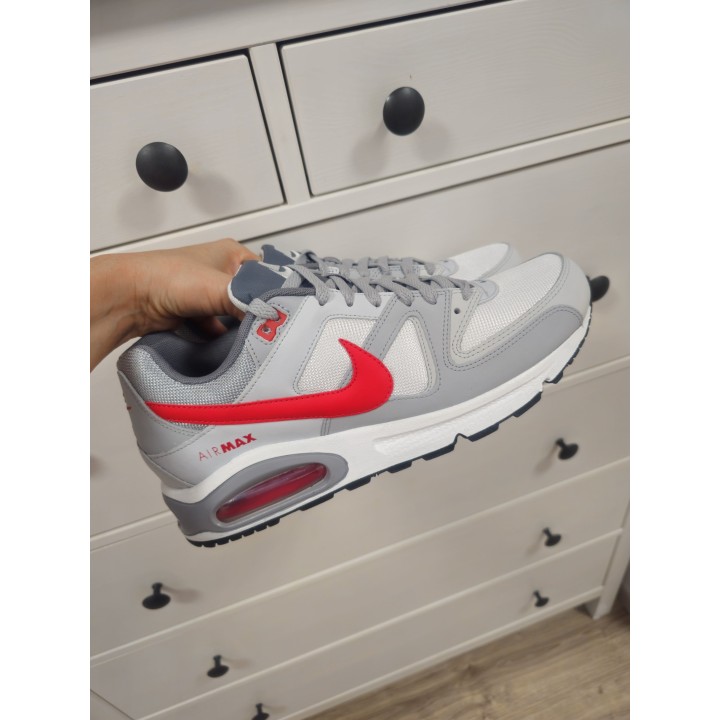 Nike air max command