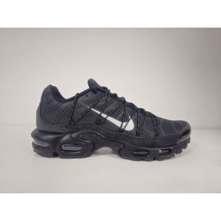 Nike air max plus utility