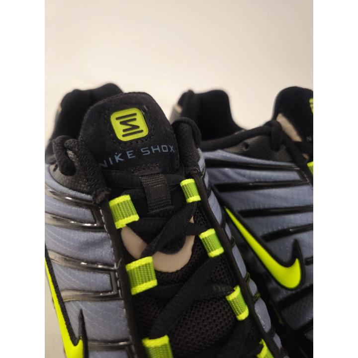 Nike shox tl