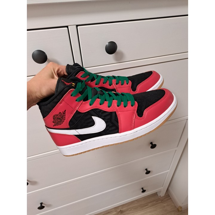 Nike Jordan 1 mid se christmas